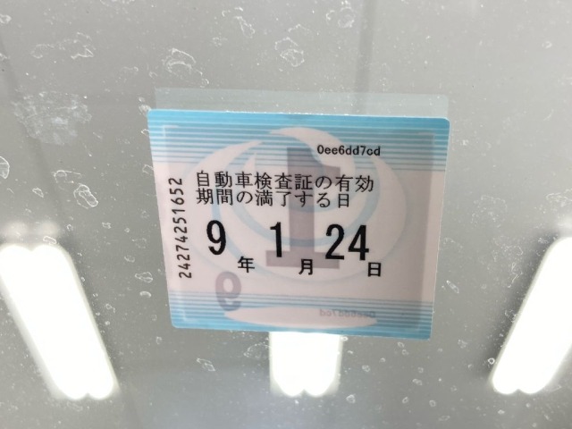 Toyota RACTIS 2012 8349093-6