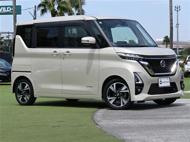 Nissan ROOX 2021 8358070-0