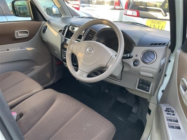 Nissan ROOX 2011 8358095-3
