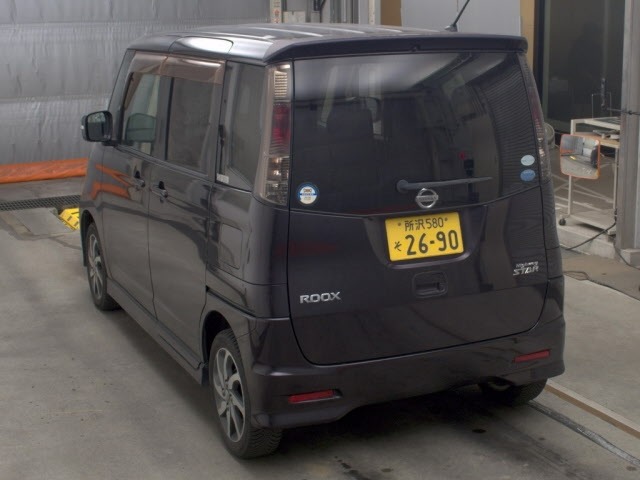 Nissan ROOX 2010 8358120-1