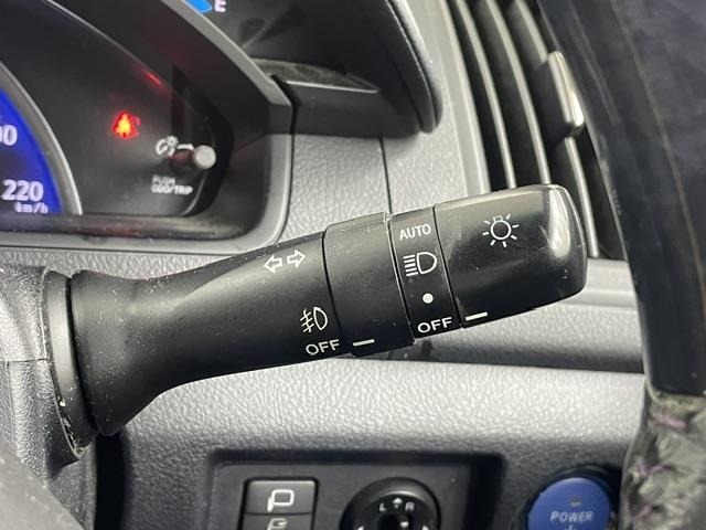 Toyota SAI 2015 8349207-7