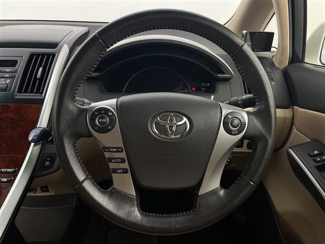 Toyota SAI 2012 8349211-5