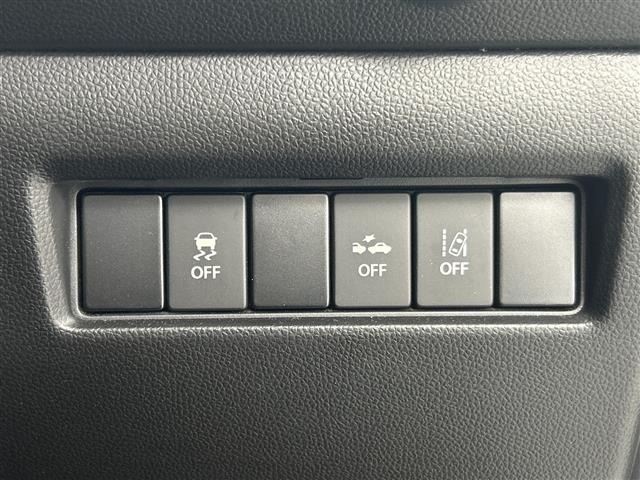 Suzuki SWIFT 2018 8357627-11