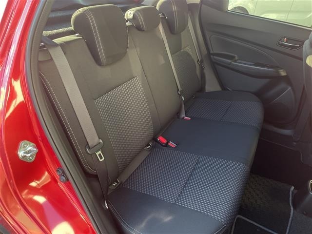 Suzuki SWIFT 2017 8357631-10