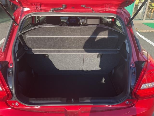 Suzuki SWIFT 2017 8357631-11