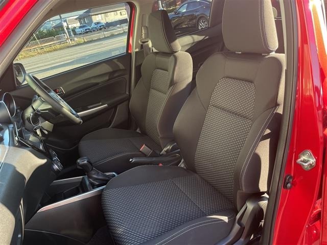 Suzuki SWIFT 2017 8357631-6