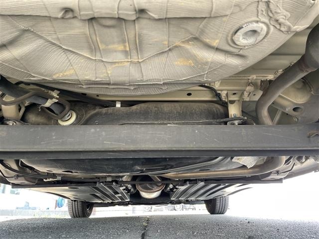 Suzuki SWIFT 2018 8357648-13