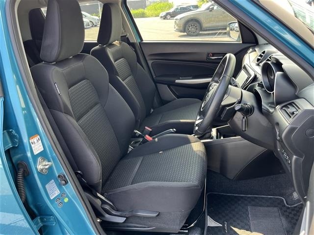 Suzuki SWIFT 2017 8357653-10