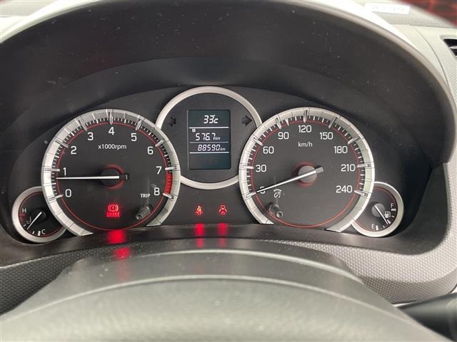 Suzuki SWIFT 2013 8357658-22