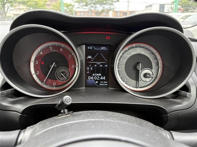Suzuki SWIFT 2022 8357659-1