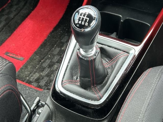 Suzuki SWIFT 2021 8357666-4