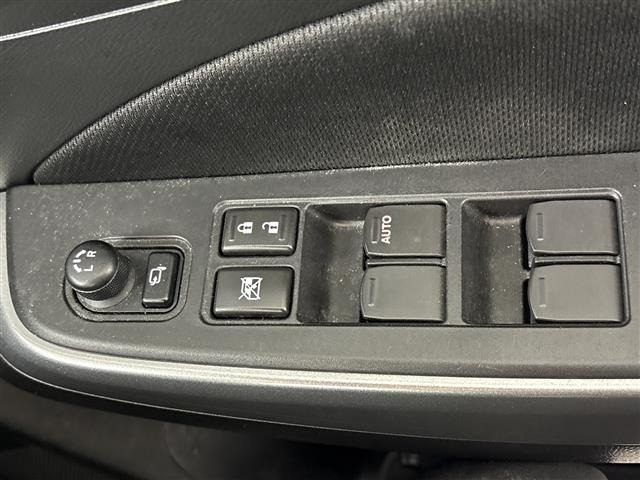 Suzuki SWIFT 2017 8357667-12
