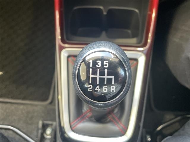 Suzuki SWIFT 2023 8357669-5