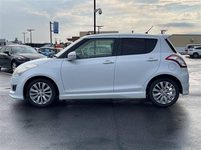 Suzuki SWIFT 2012 8357672-1