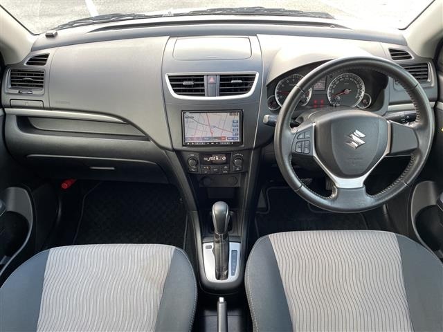 Suzuki SWIFT 2012 8357672-10