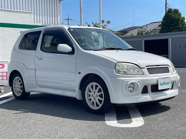 Suzuki SWIFT 2004 8357675-0