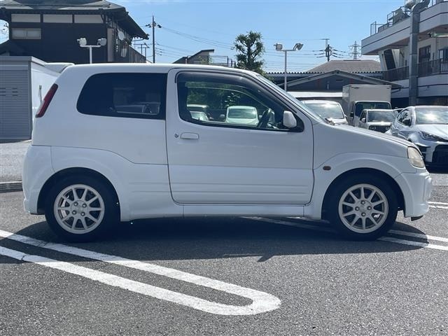 Suzuki SWIFT 2004 8357675-3