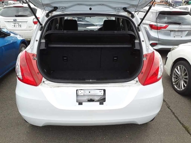 Suzuki SWIFT 2015 8357678-11