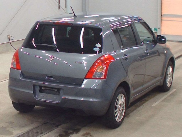 Suzuki SWIFT 2007 8357679-1
