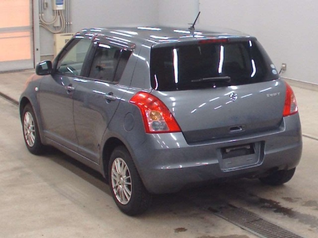 Suzuki SWIFT 2007 8357679-6