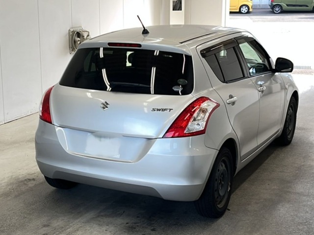 Suzuki SWIFT 2013 8357680-1