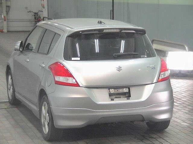 Suzuki SWIFT 2013 8357681-1