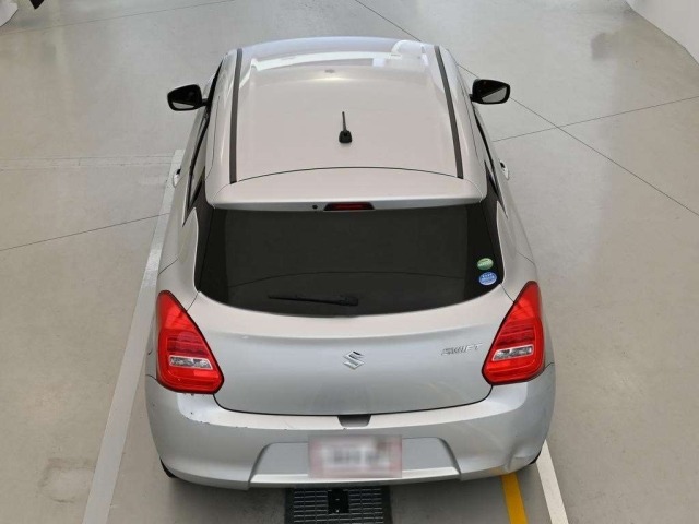 Suzuki SWIFT 2018 8357685-8