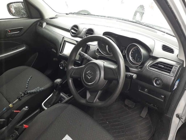Suzuki SWIFT 2018 8357685-9