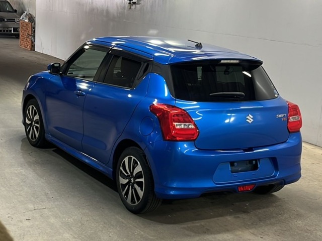 Suzuki SWIFT 2018 8357689-1