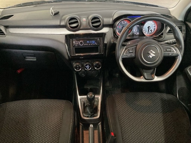 Suzuki SWIFT 2018 8357689-3