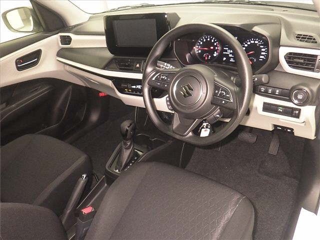 Suzuki SWIFT 2024 8357701-3