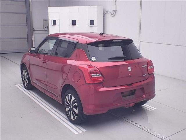 Suzuki SWIFT 2018 8357703-1
