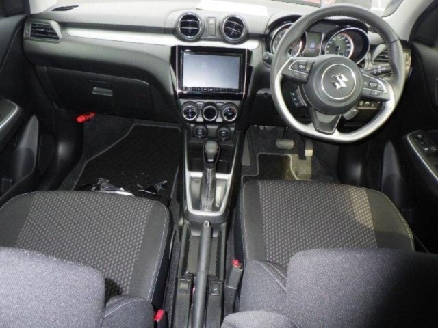 Suzuki SWIFT 2023 8357711-3