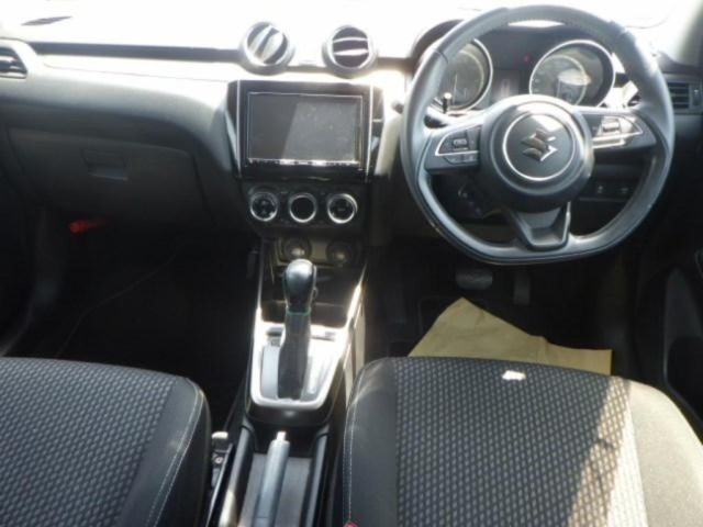 Suzuki SWIFT 2019 8357712-3
