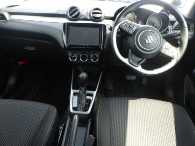 Suzuki SWIFT 2017 8357713-3