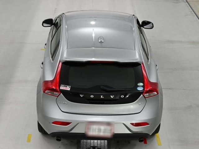 Volvo V40 2013 8357806-8