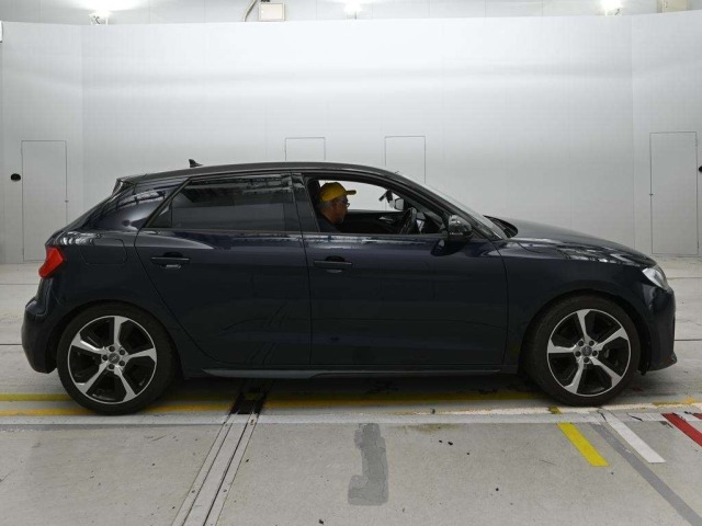 Audi A1 2019 8358665-3