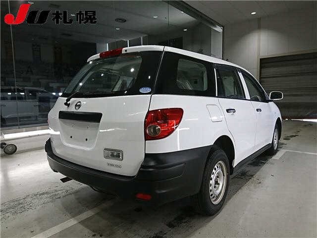 Nissan AD VAN 2018 8358705-1