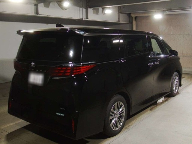Toyota ALPHARD 2026 8359351-1