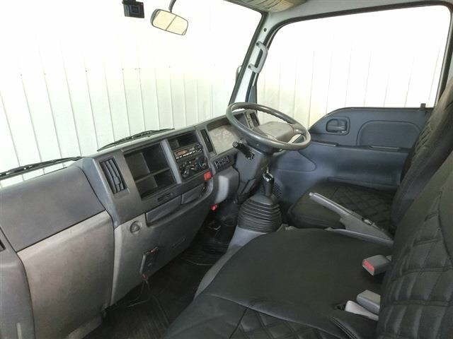 Nissan ATLAS 2012 8359570-4