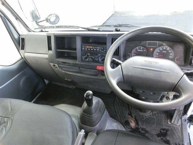 Nissan ATLAS 2012 8359570-5