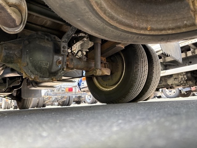 Nissan ATLAS 2005 8359571-10