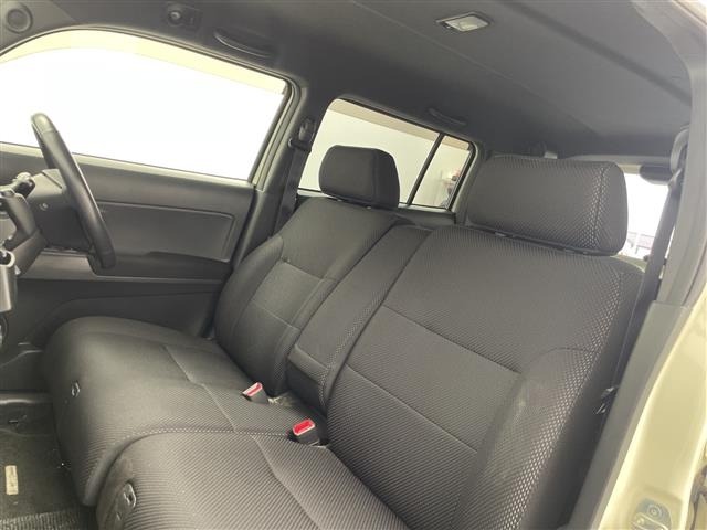 Toyota BB 2009 8359618-10