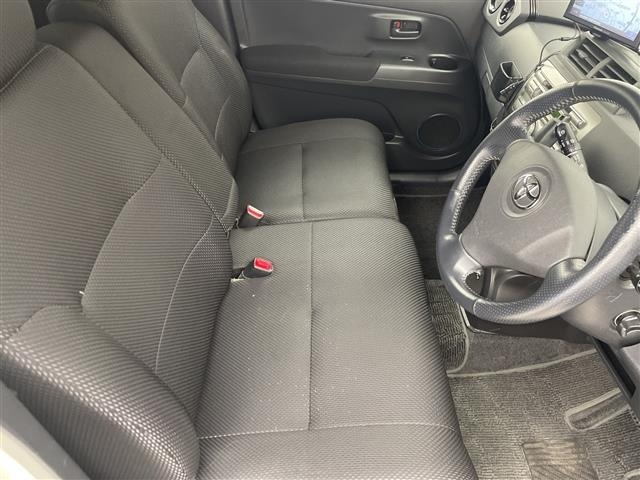 Toyota BB 2009 8359618-11