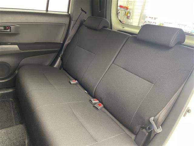 Toyota BB 2009 8359618-12