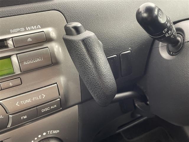 Toyota BB 2009 8359618-19