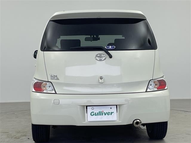 Toyota BB 2009 8359618-4