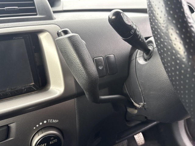 Toyota BB 2006 8359620-5