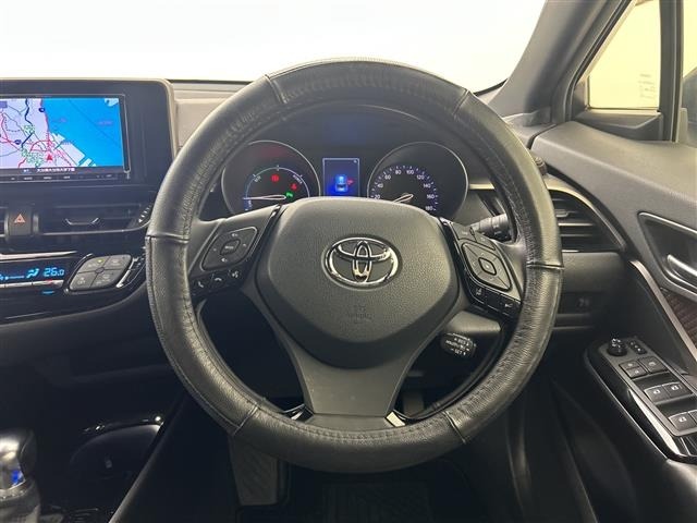 Toyota C-HR 2017 8358386-1