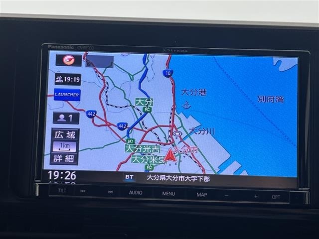 Toyota C-HR 2017 8358386-21
